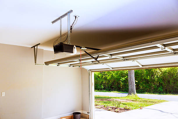 Top rated local Garage Door Roller Replacement specialists in Caledonia, MI